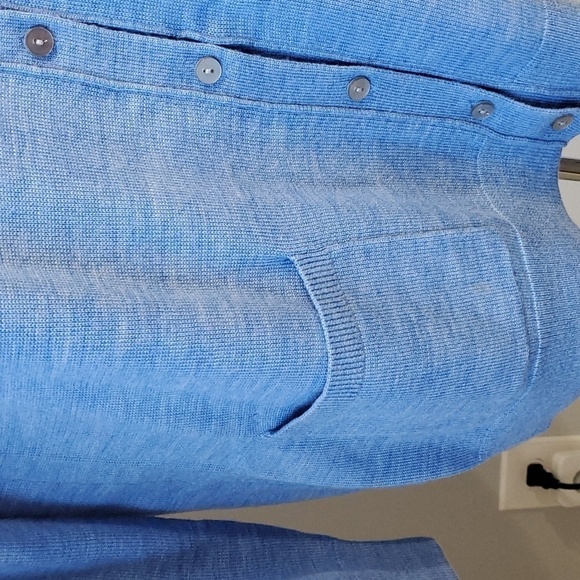 Lands End, beautiful shade of blue grannycore cardigan sweater large. - Picture 3 of 8